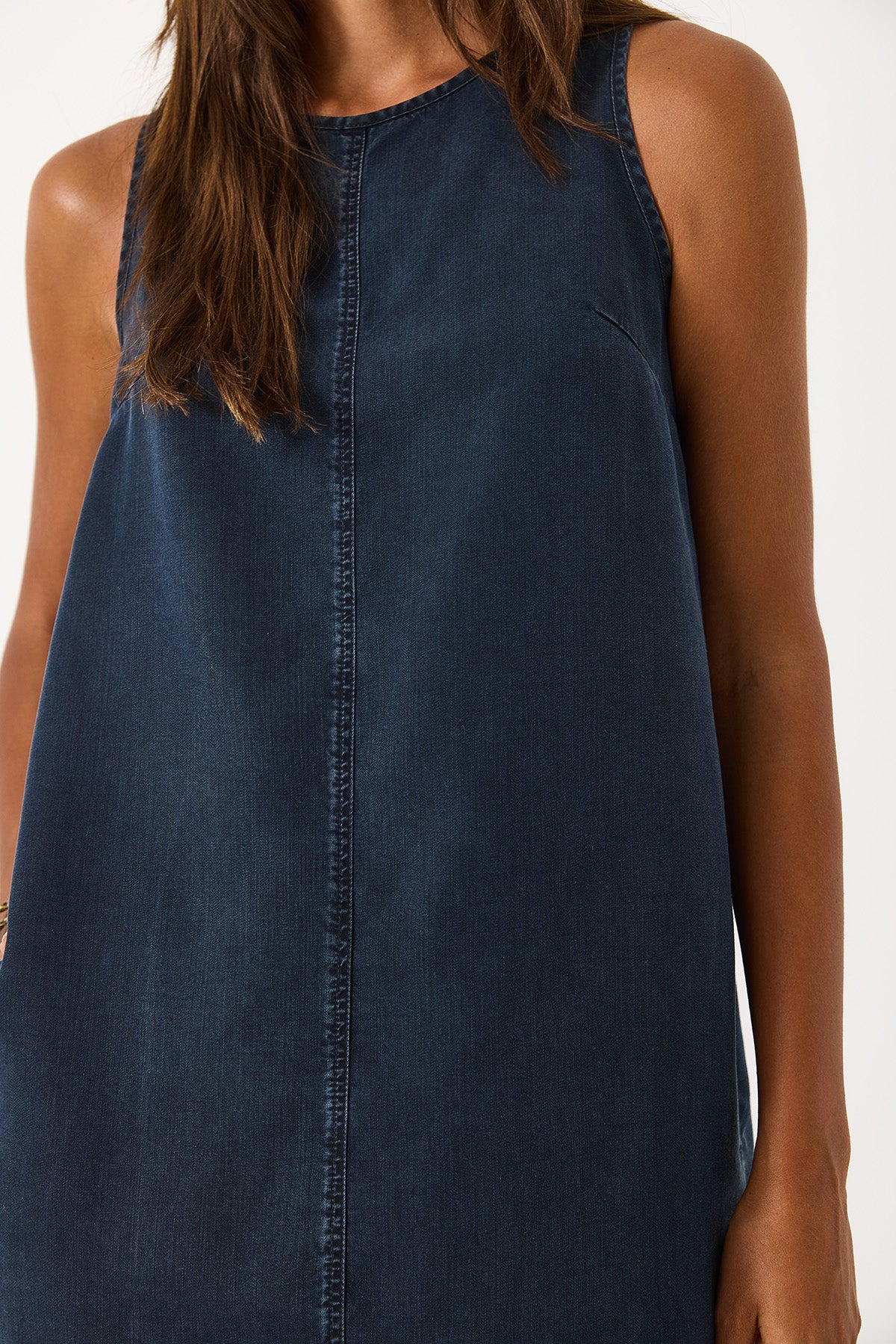 Kadın Miranda Blue Black Bisiklet Yaka Regular Fit Jean Elbise %100 Lyocell (Tencel™) - Blue Black
