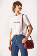 Kadın Nakışlı Sloganlı Tişört %100 Pamuk - Fildişi