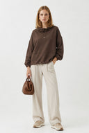Norah Yakası Detaylı Regular Fit Sweatshirt-Kahverengi
