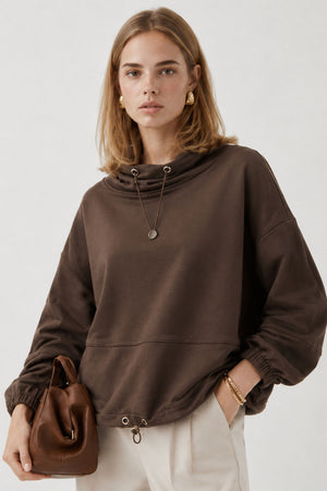 Norah Yakası Detaylı Regular Fit Sweatshirt-Kahverengi