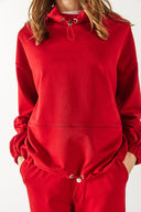 Kadın Norah Yakası Detaylı Regular Fit Sweatshirt - Kırmızı