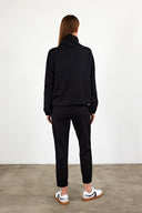 Kadın Norah Yakası Detaylı Regular Fit Sweatshirt - Siyah
