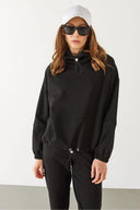 Norah Yakası Detaylı Regular Fit Sweatshirt-Siyah