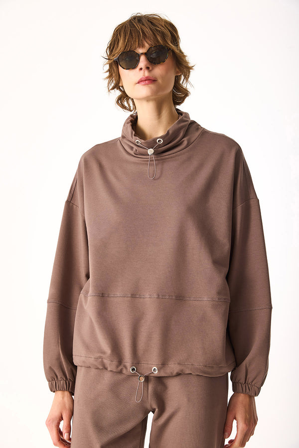 Norah Yakası Detaylı Regular Fit Sweatshirt-VİZON