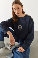 Kadın Omzu Düğme Detaylı Nakışlı Sweatshirt - Navy