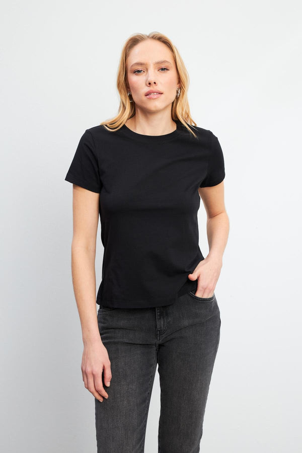 Kadın Rachel Siyah Bisiklet Yaka Slim Fit Basic Tişört - 200382-028