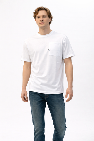 Regular Fit Cep Detaylı Nakışlı Tişört-Beyaz