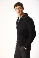 Erkek Regular Fit Dik Yaka Yarım Fermuarlı Triko Kazak - Siyah