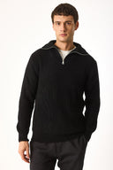 Erkek Regular Fit Dik Yaka Yarım Fermuarlı Triko Kazak - Siyah