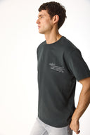 Erkek Relax Bisiklet Yaka Baskılı Regular Fit Tişört %100 Pamuk - Antrasit