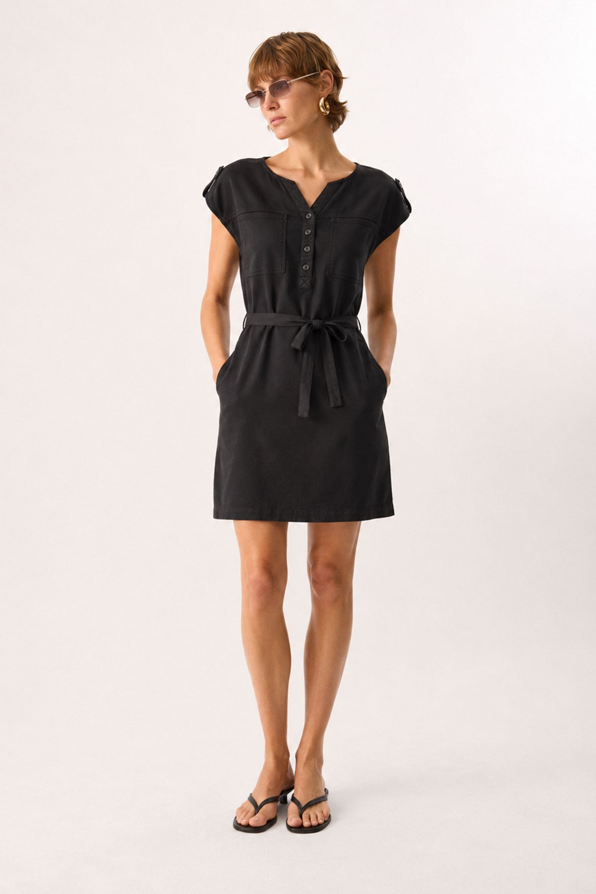 Riva Önü Düğmeli Regular Fit Elbise(TENCEL)(TM)-Siyah