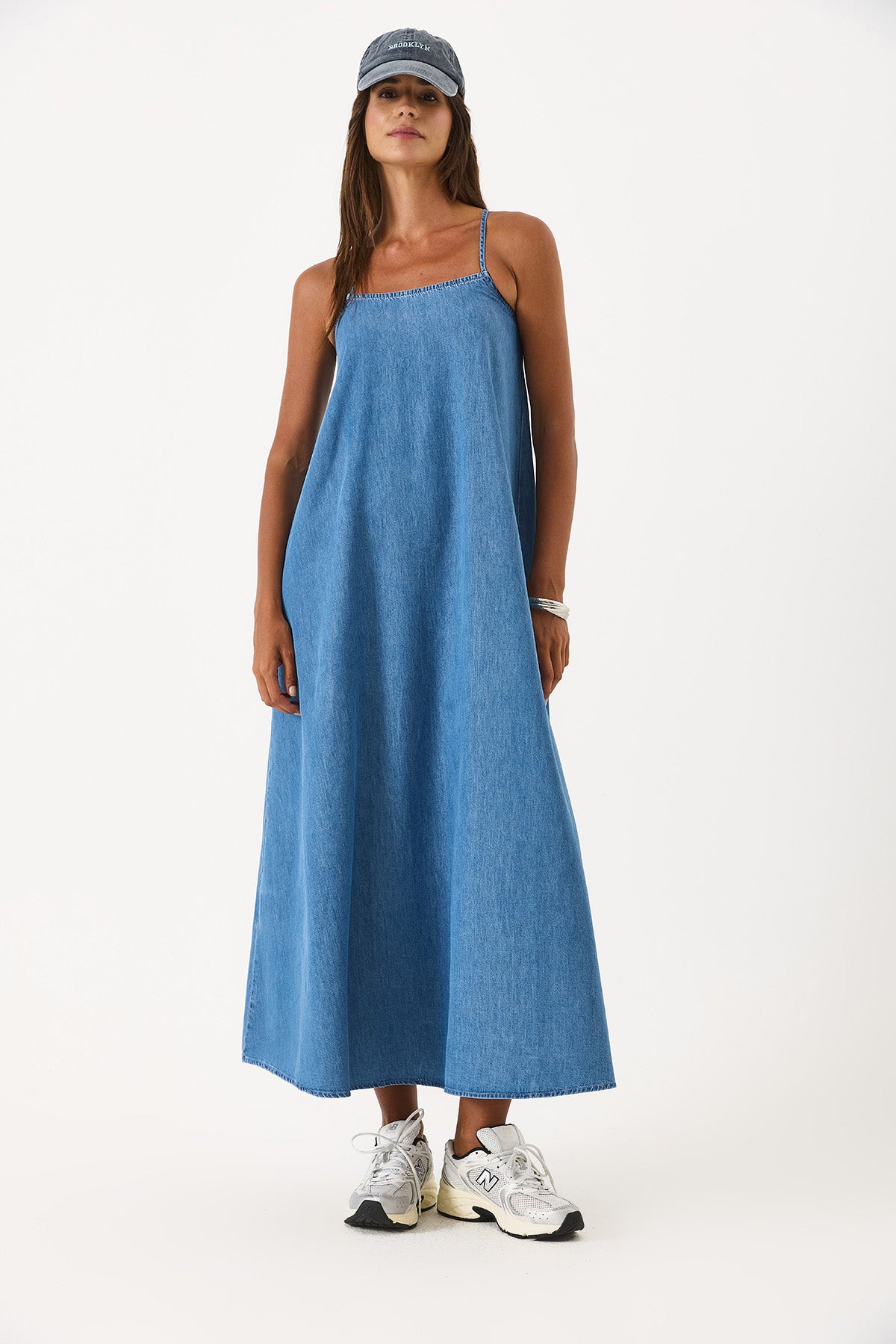 Kadın Sırtı Detaylı Maxi Boy Med Blue Jean Elbise %100 Pamuk - Med Blue